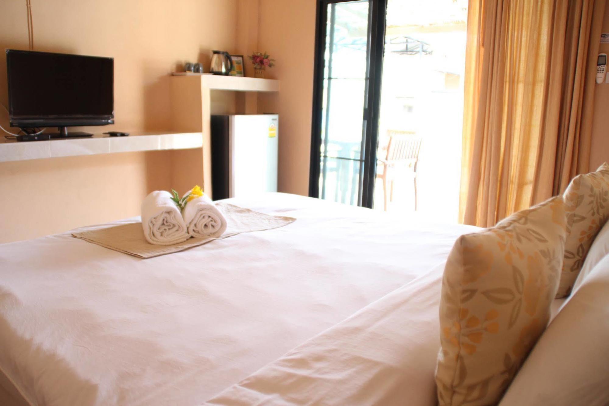 Hotel Panisara Pool 2*