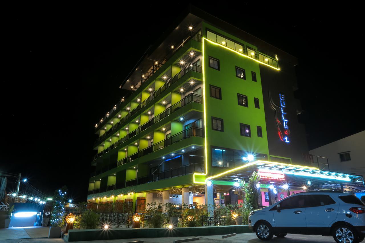 Hotel Bullkool Pool