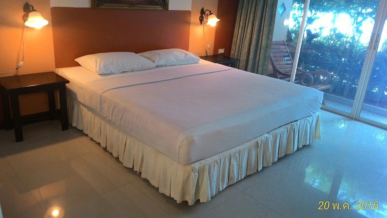 Peony Hotel 3*