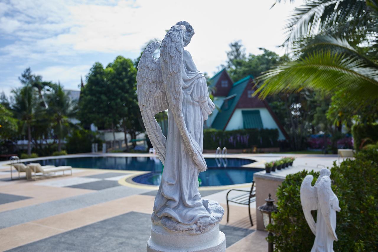 The Sun House Resort