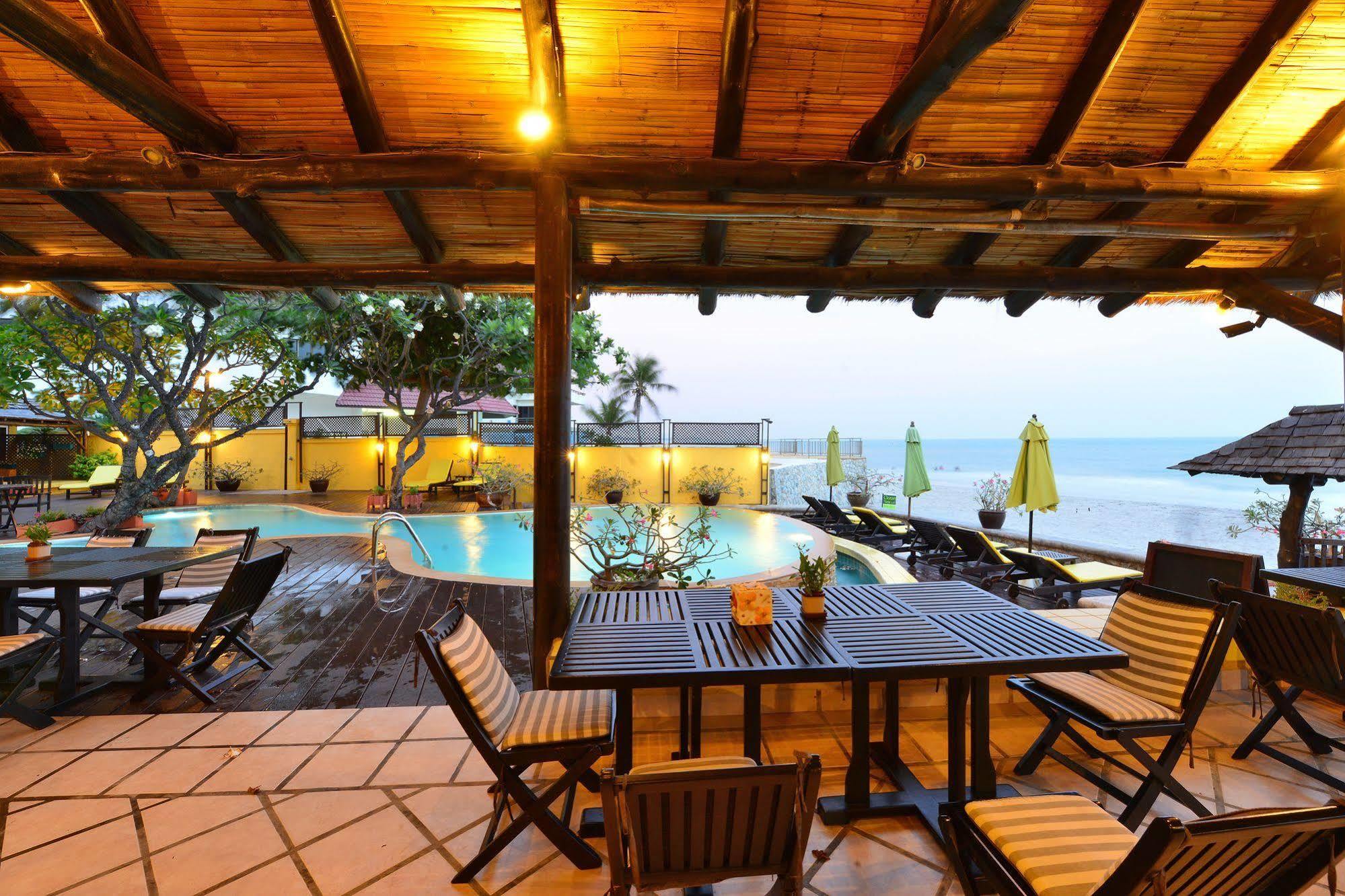 Davinia Resort 4*