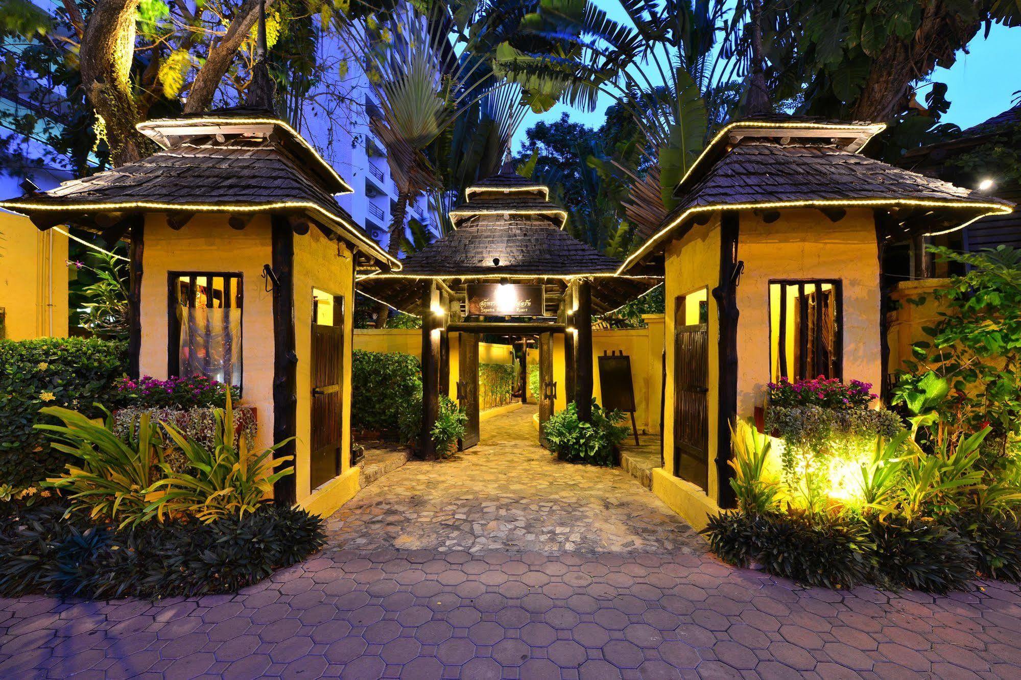 Davinia Hua Hin