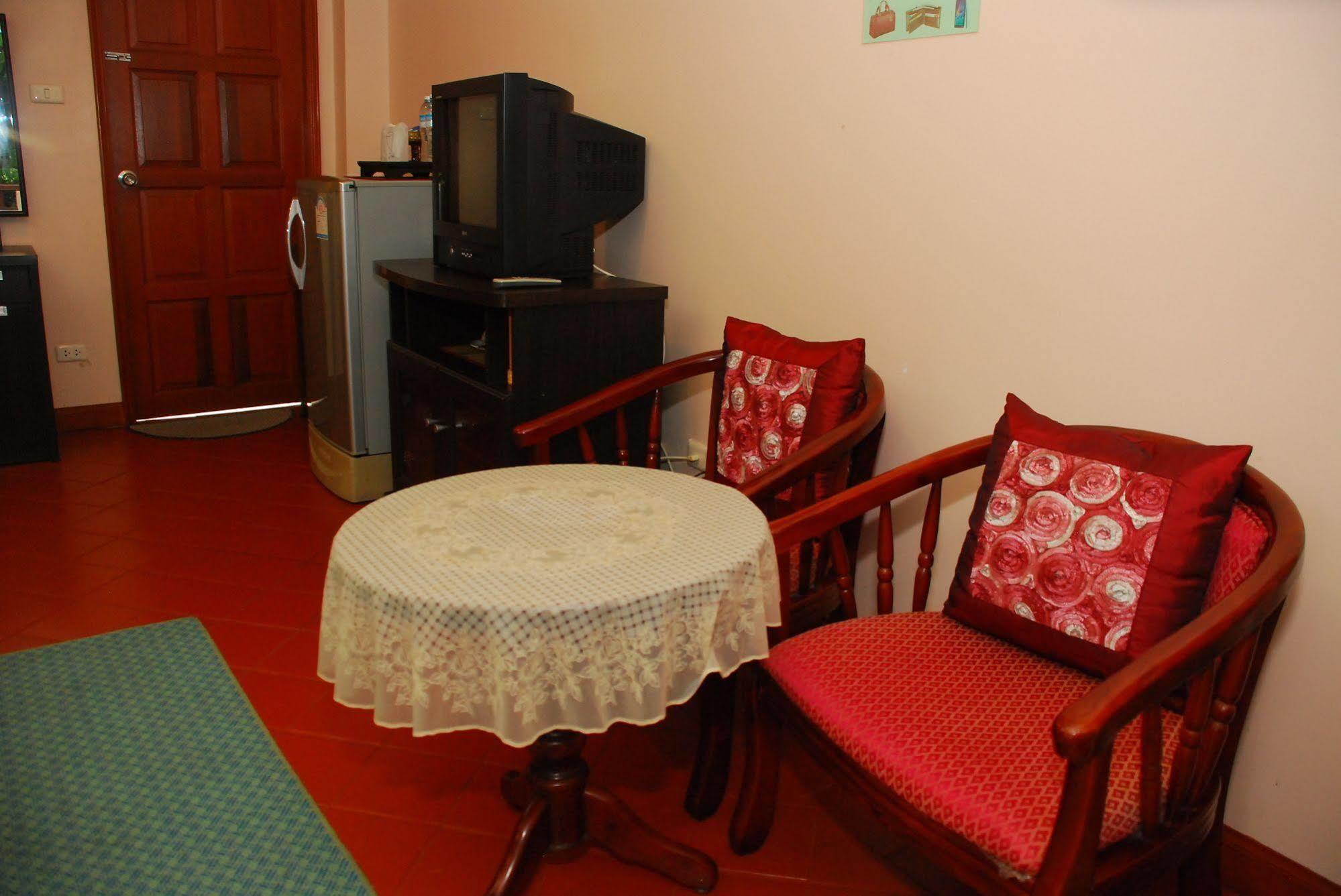 The Phen House Hotel