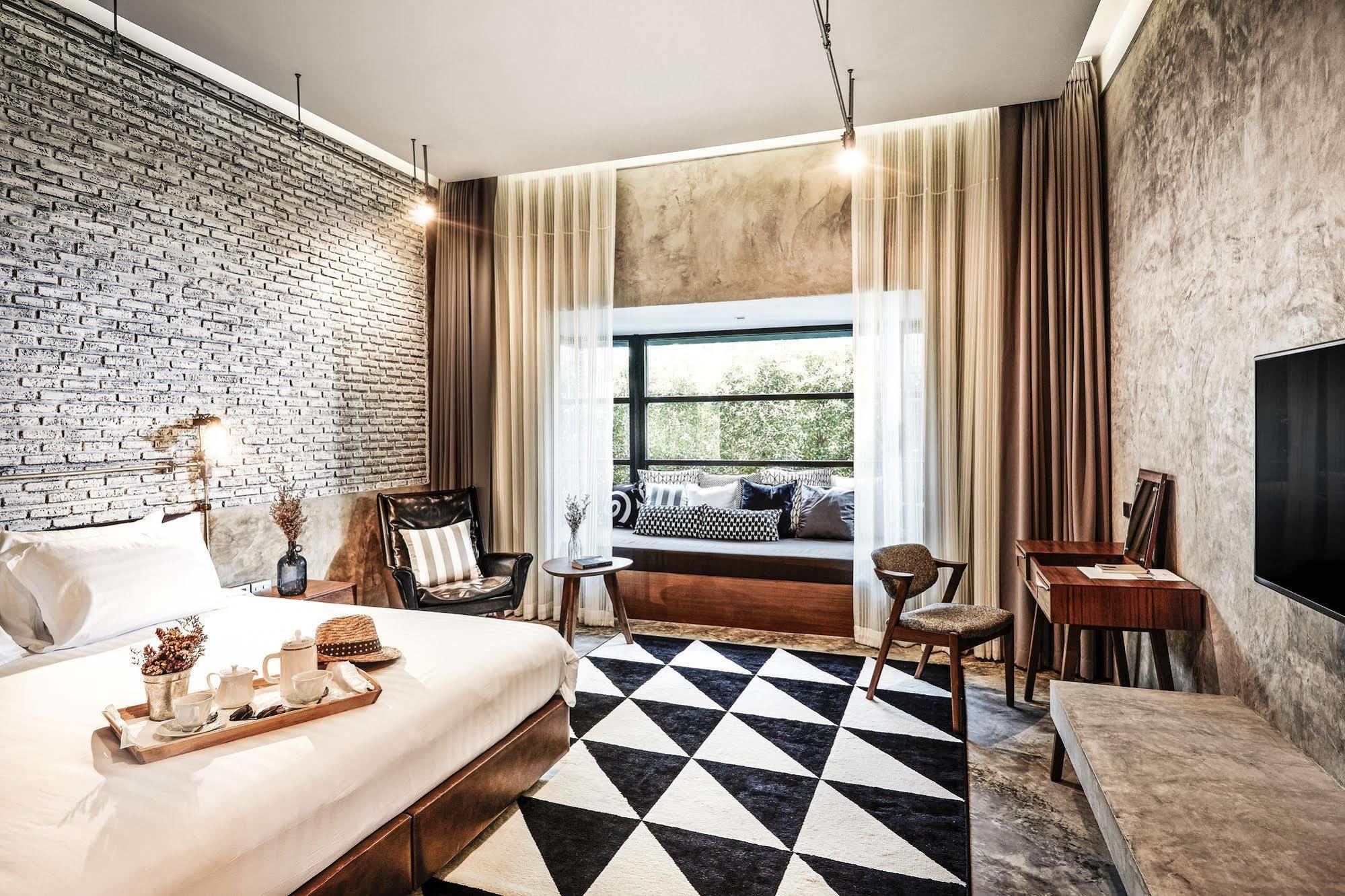 The Restro Hotel