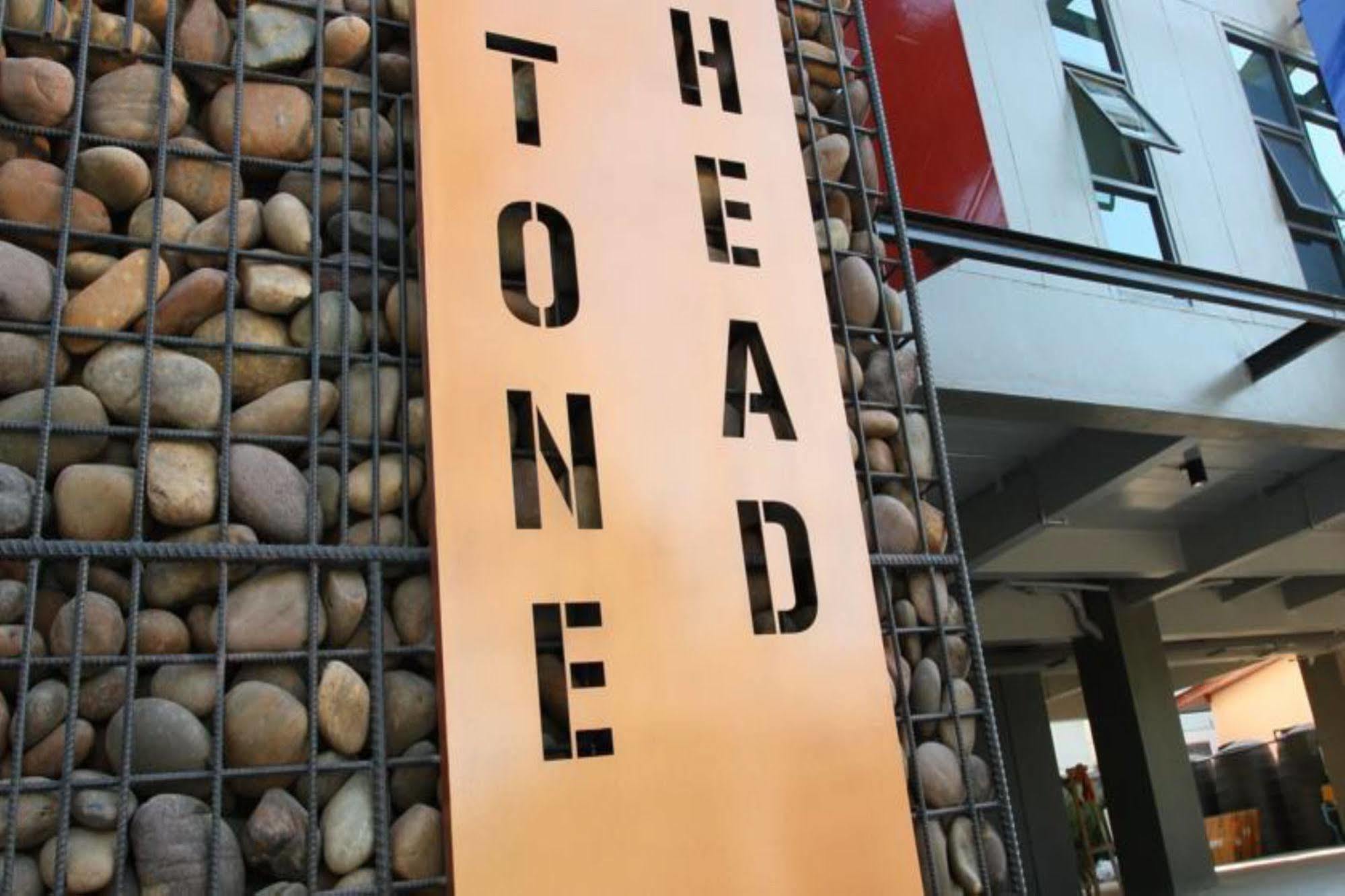 Hotel Stone Head 2*