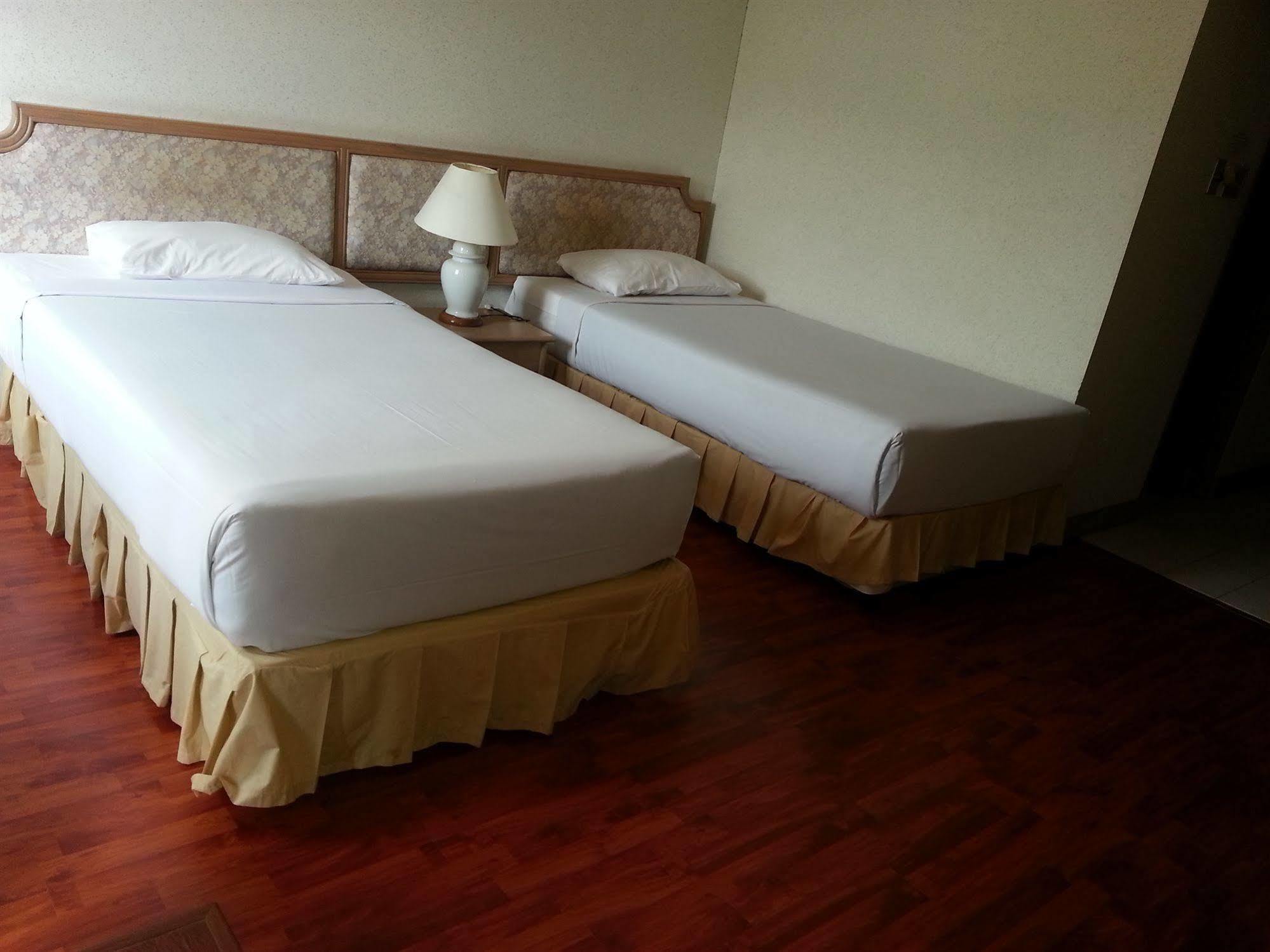 Khách sạn Takiab Hua Hin