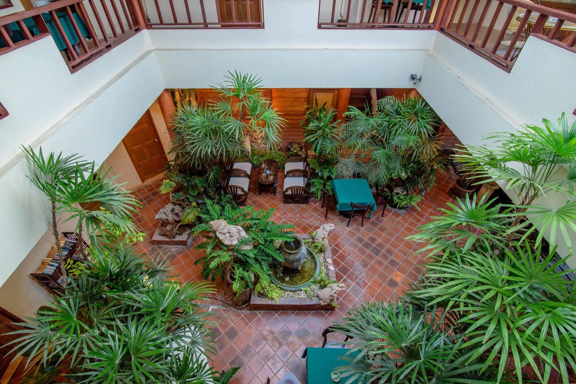 Baan Khachathong Hua Hin