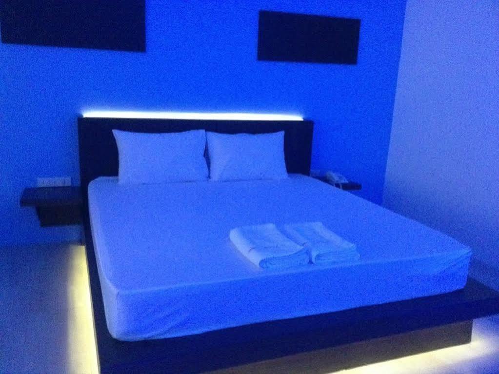 Oyo 446 Get Link Hip Hotel