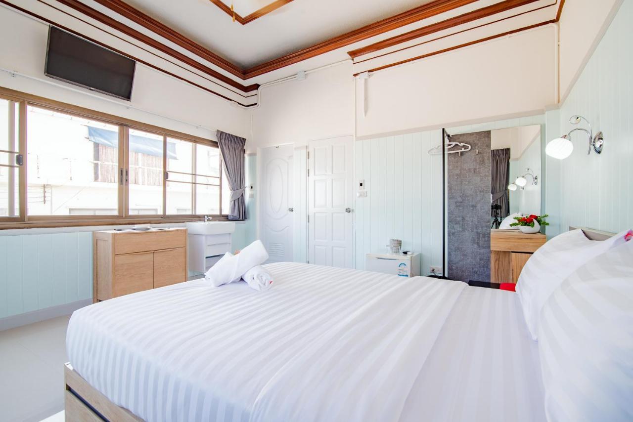 Victor Guest house