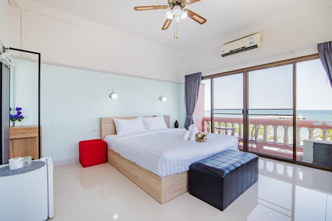 Victor Hua Hin