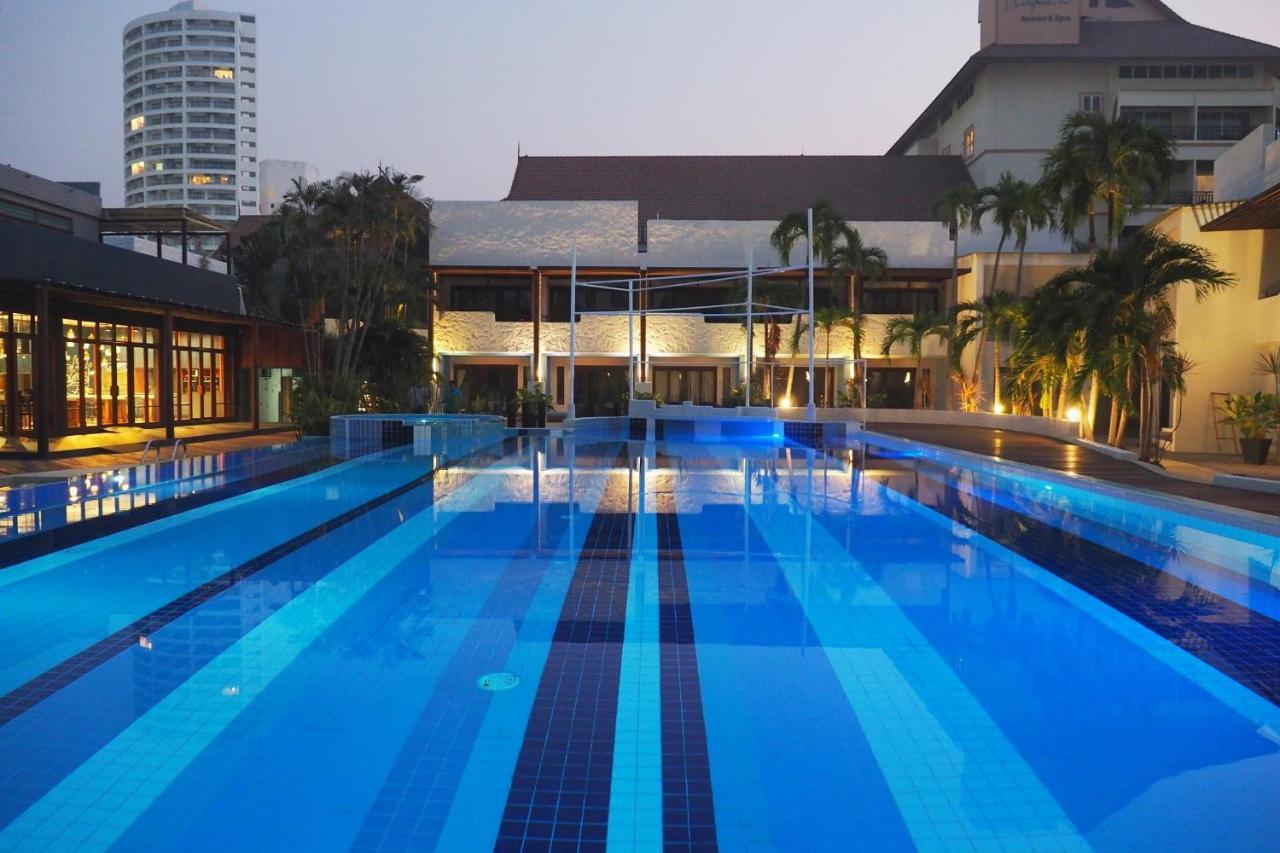 Kochira Hotel 4*