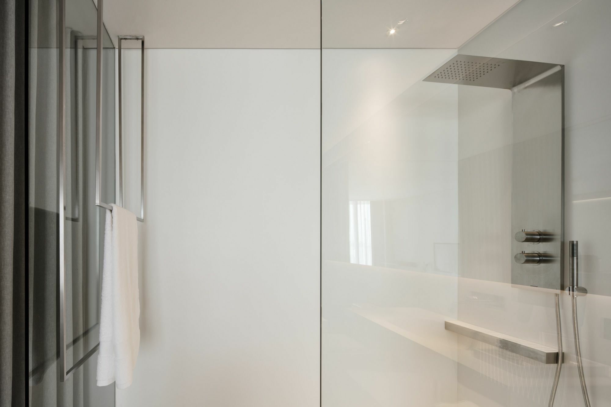 Khách sạn Bocage Hua Hin