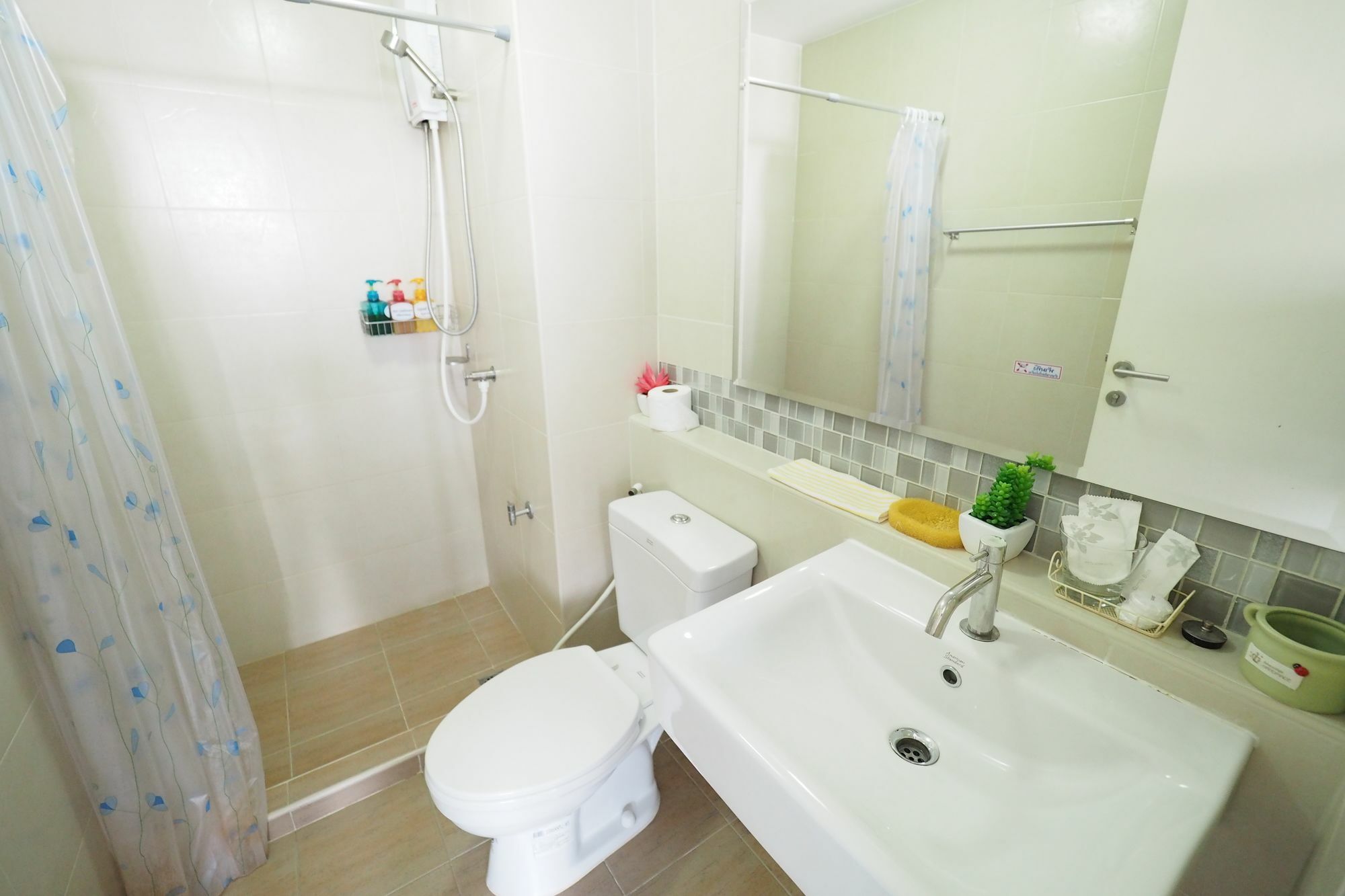 Abundance Baan Imm-aim Apartment *