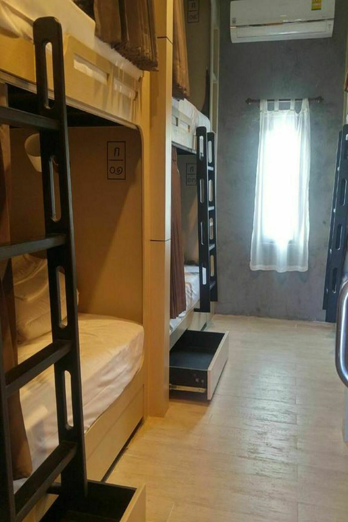 Rowhou8e 106 Asrama *