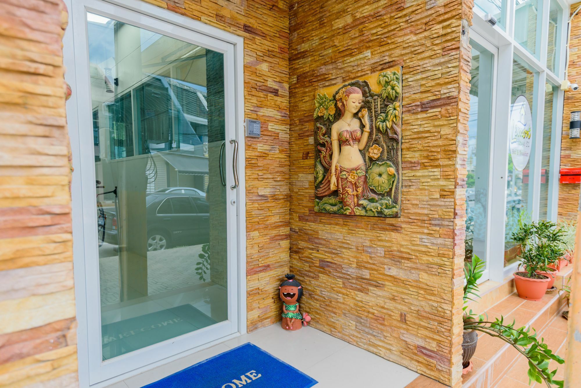 Lemon Loft Boutique Nhà khách 2*