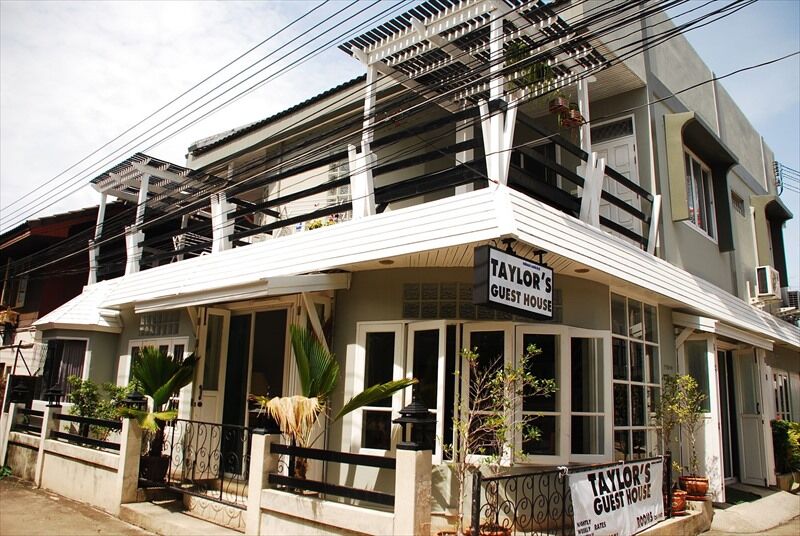 Rumah tetamu Taylor's 3*