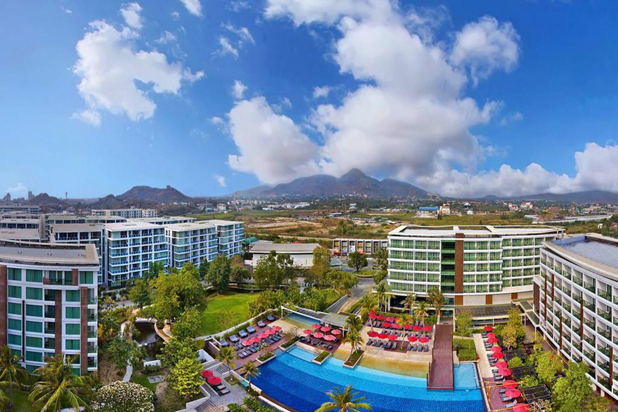 Amazi Khách sạn 3*