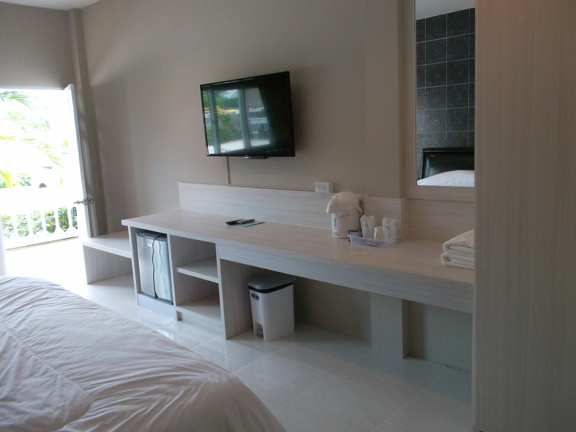 Highway Hotel Hua Hin