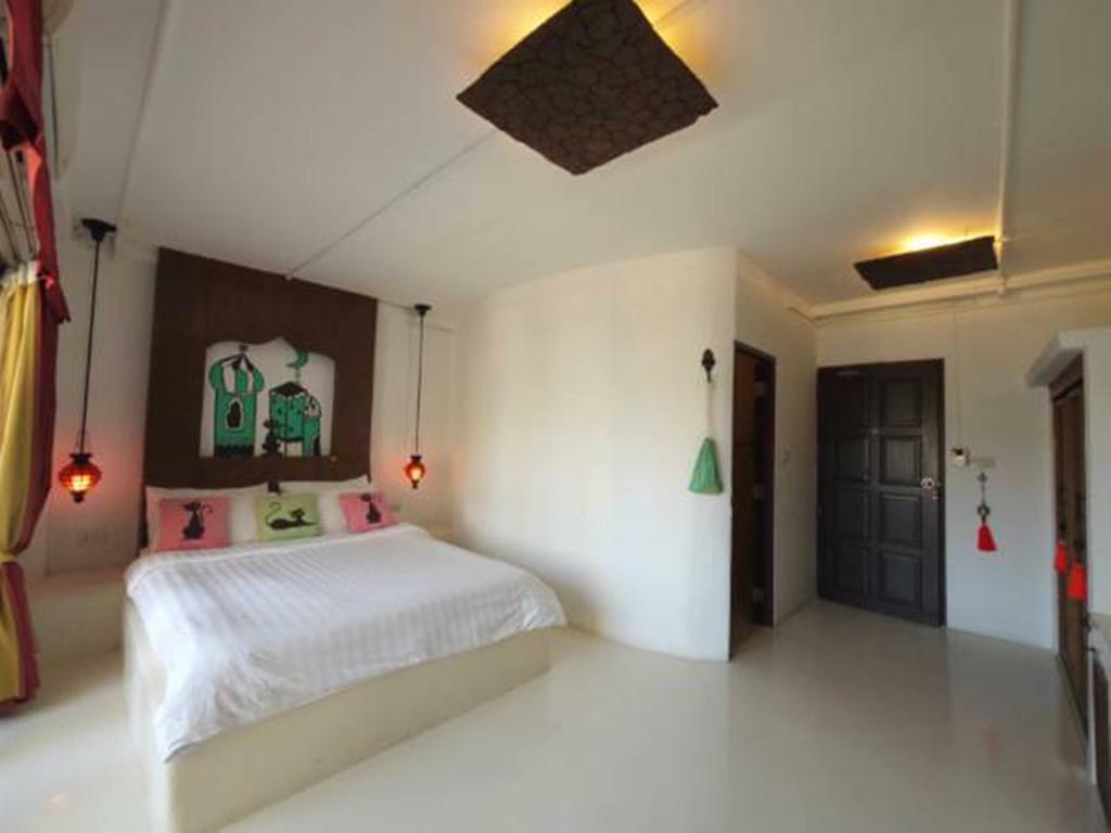 Hotel Riad Hua Hin 3*
