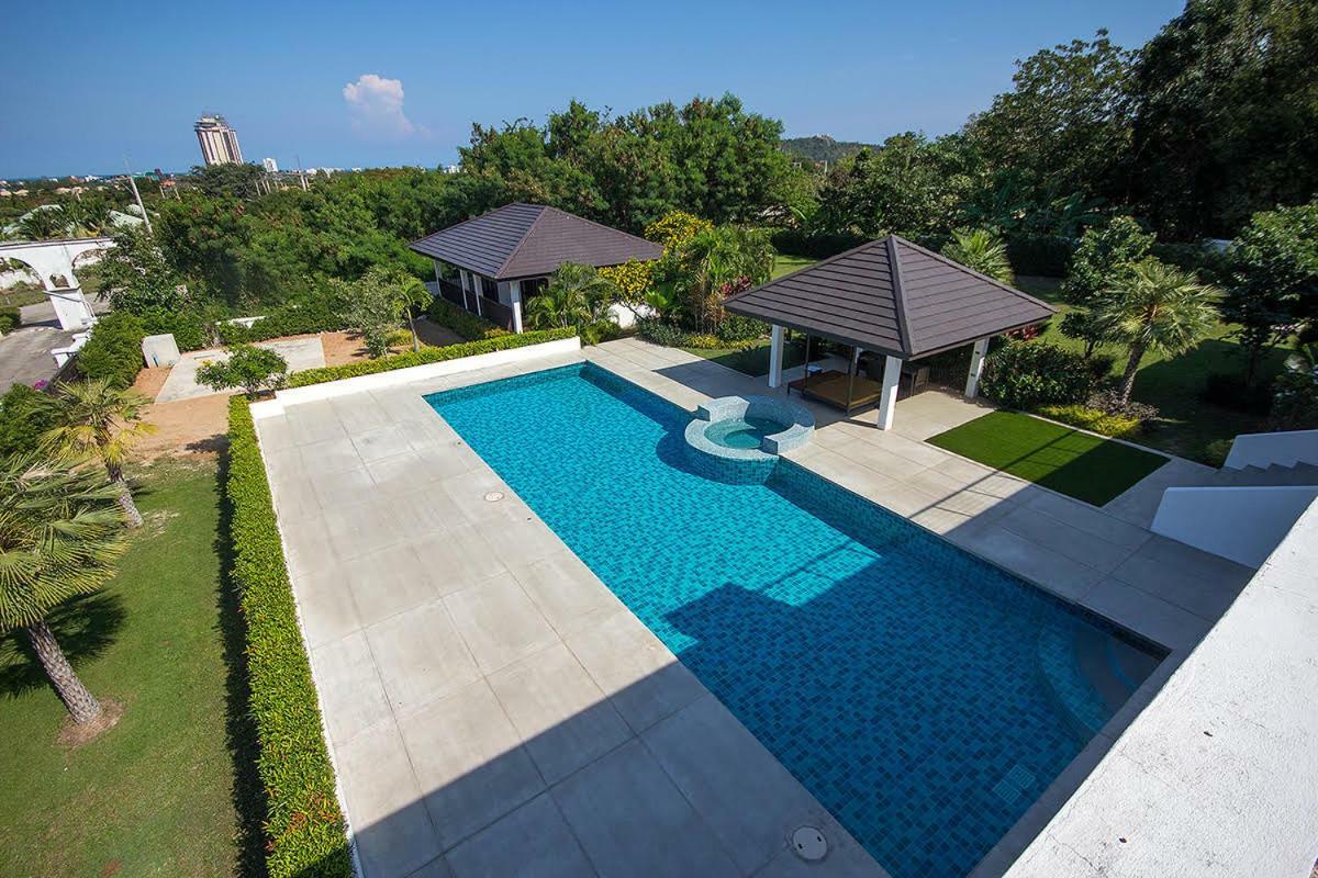 Rumah percutian Wogan House - The Of Luxury Pool *