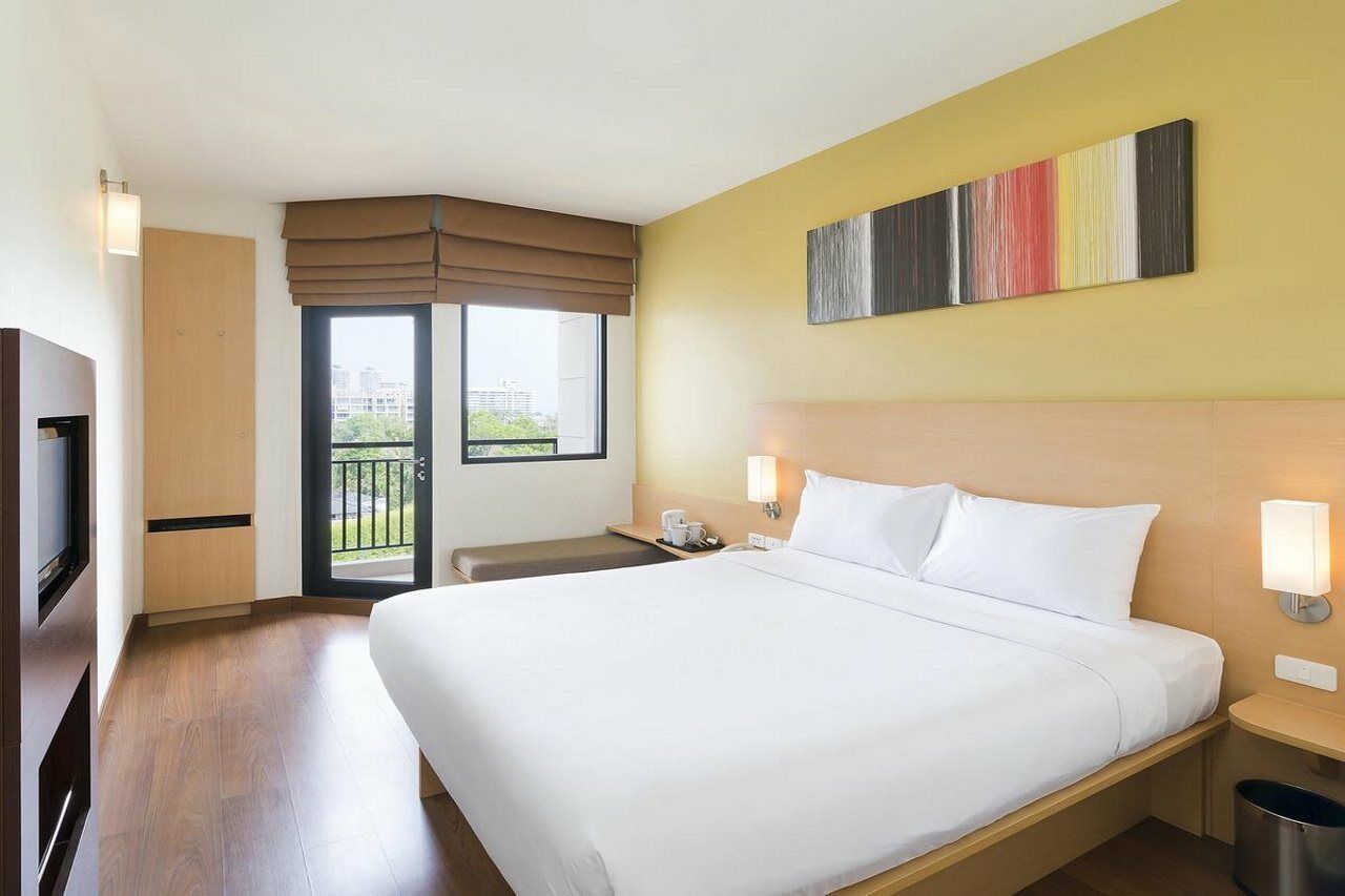 Ibis Hotel