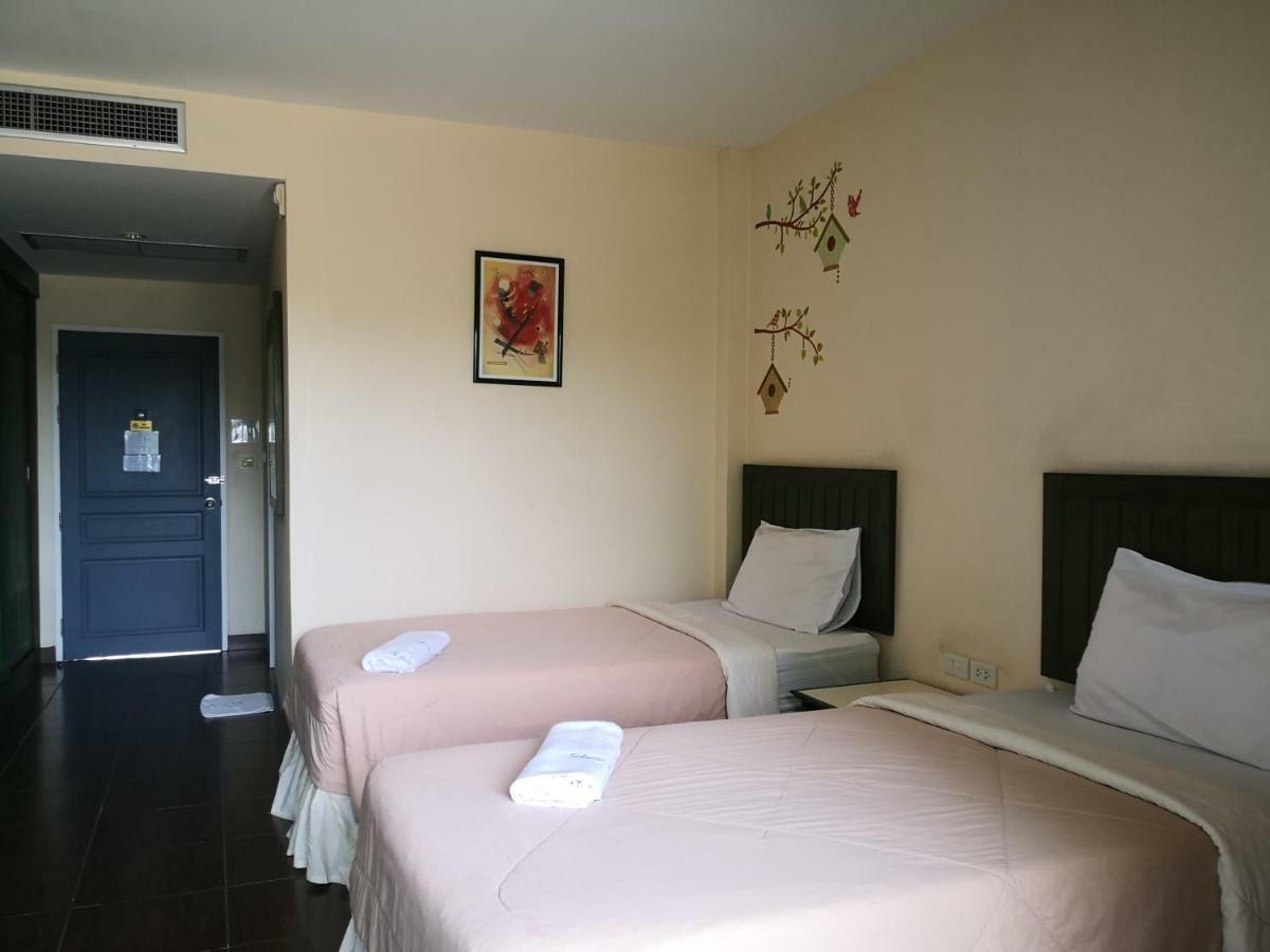 Baan Suksiri Inn Hua Hin