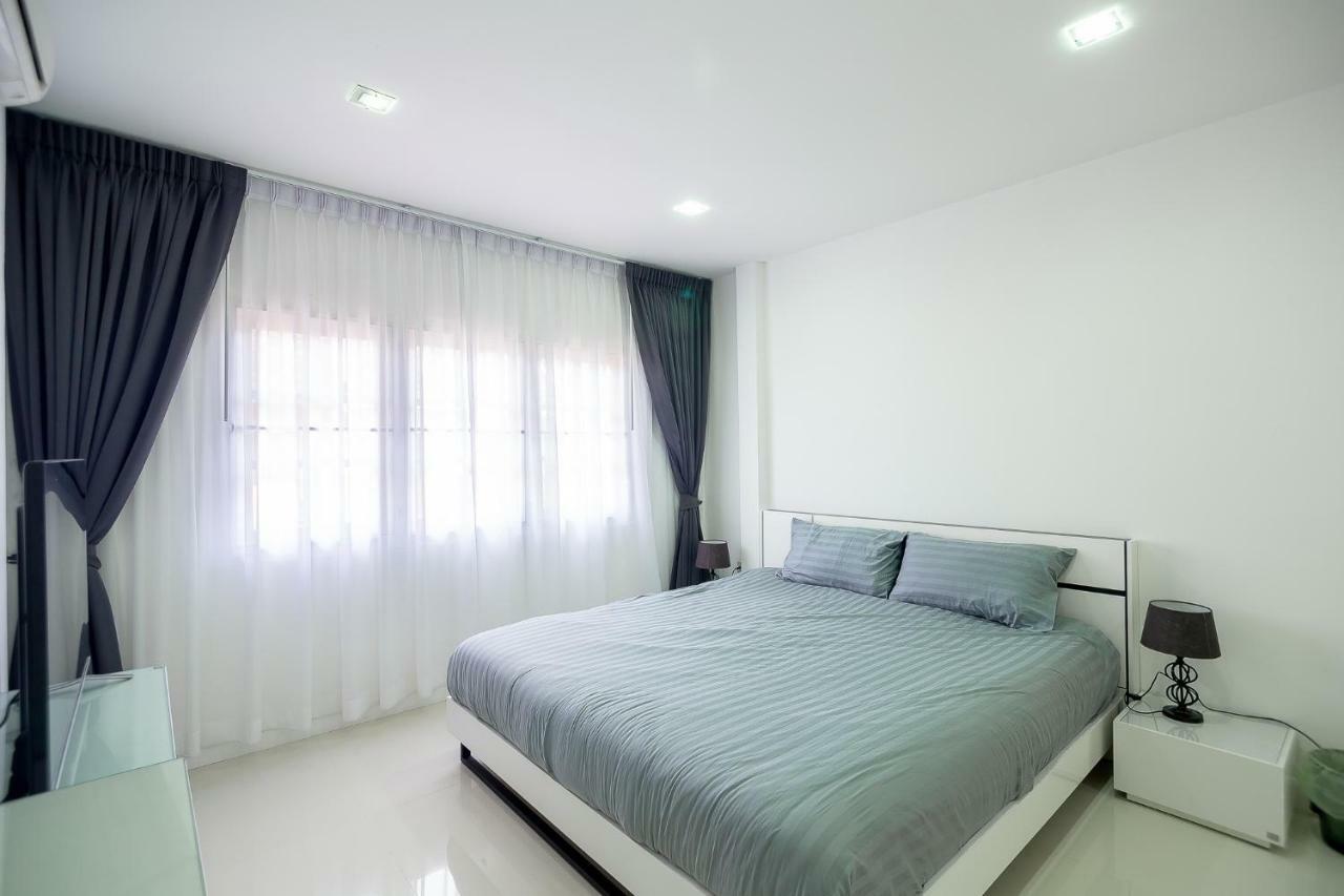 Modern Pool House * Hua Hin