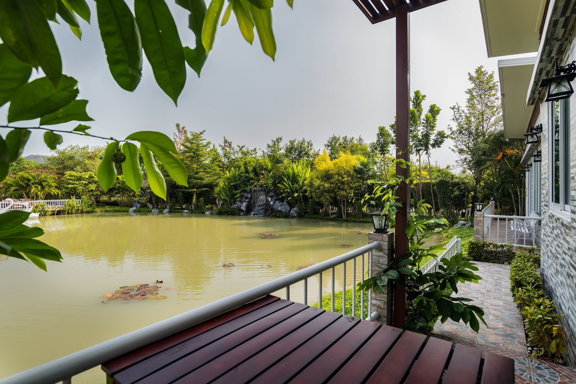 Farpratan And Garden Hua Hin