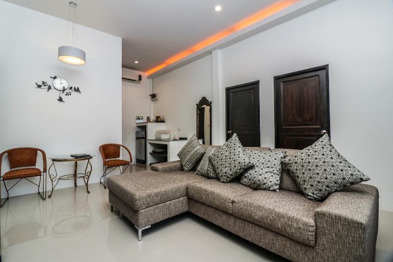 Hotel Baan Noppadol Loft 3*