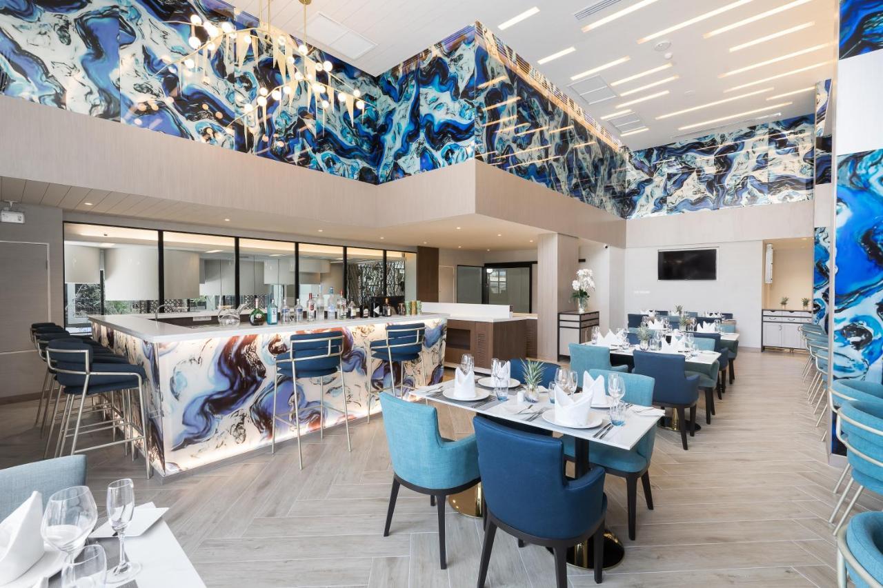 Maven Stylish Hotel HHQ